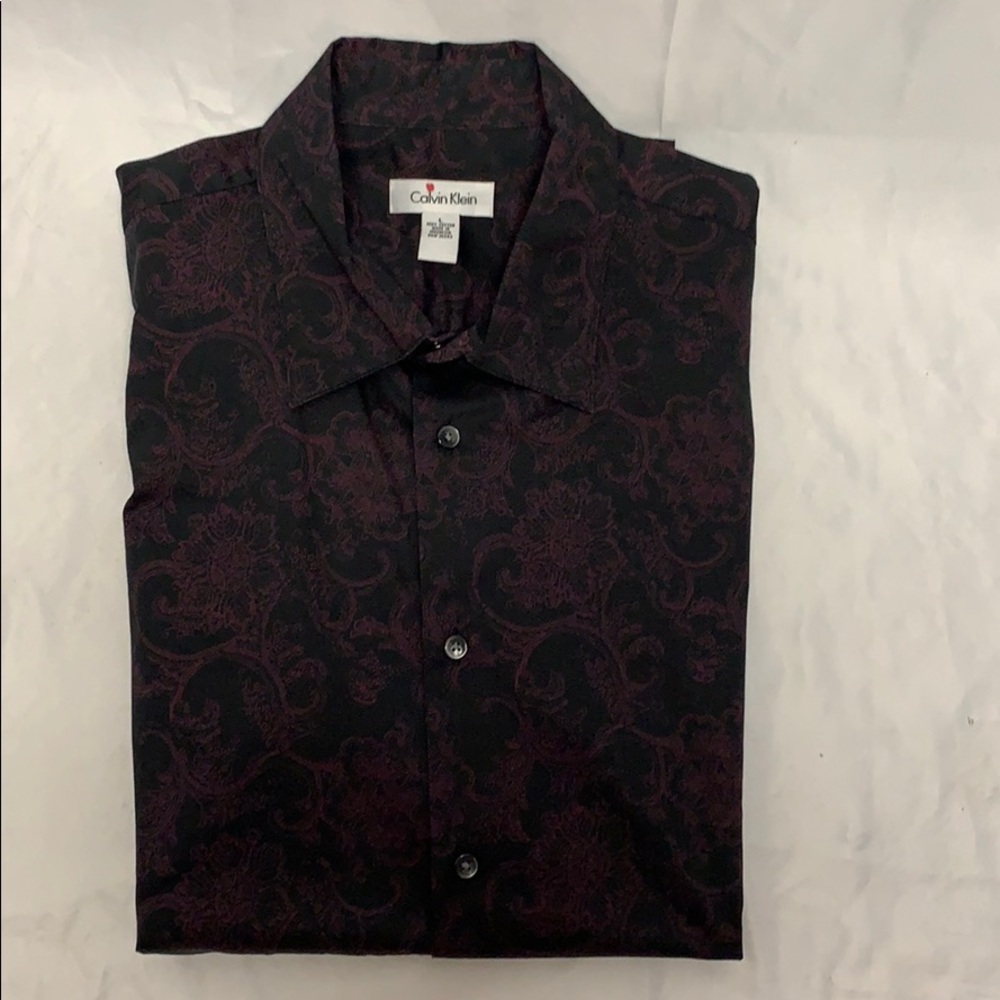 Black & Red Calvin Klein Button Down Shirt Size L